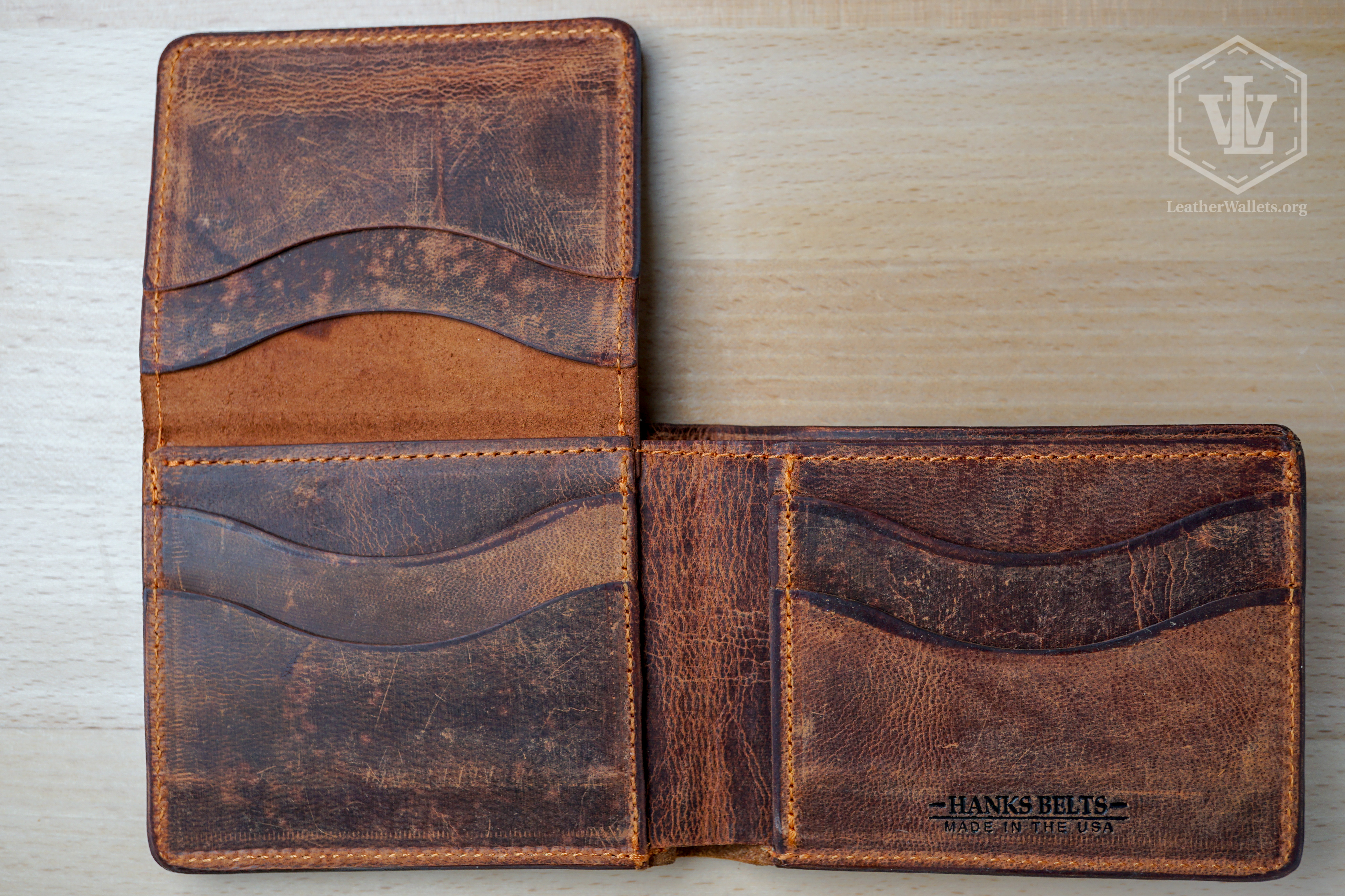  Guess Mens Textured Bi-Fold Passcase Wallet : Clothing